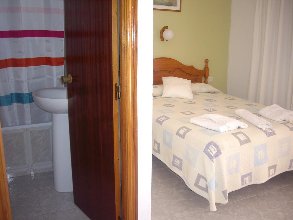 Hostal Mini Golf Los Canos De Meca Cameră foto